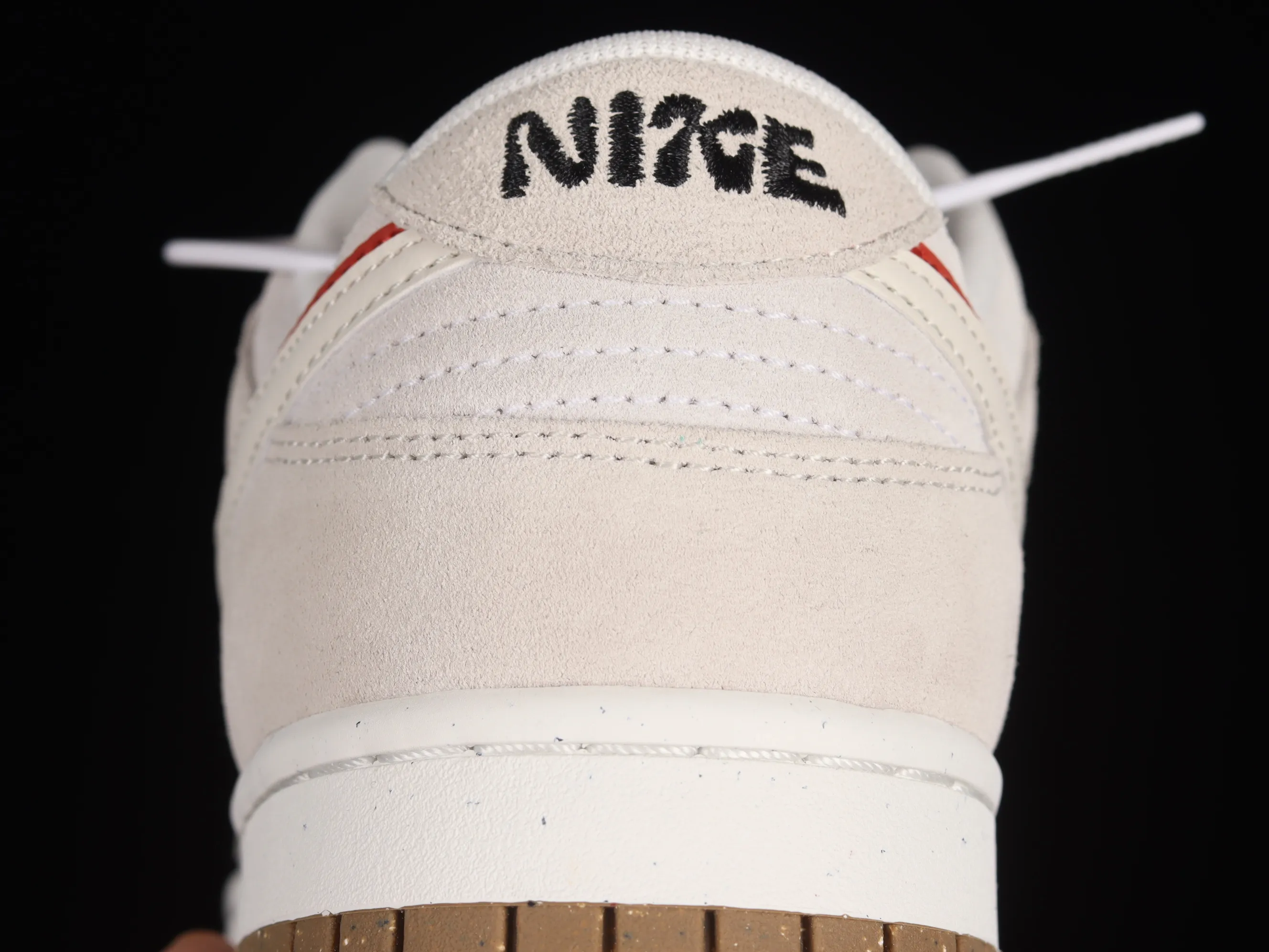 All categories Nk SB Dunk series Nk SB Dunk Low low-top sneakers Nk SB Dunk Low "85" gray red double hook SB low-top sports and leisure sneakers DO9457-100
